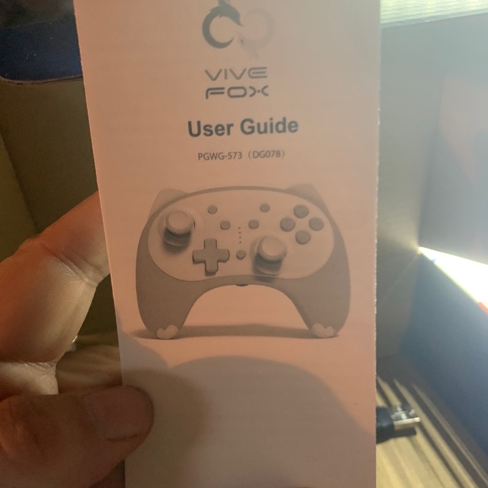 Vivefox Switch light controller. New in the box. Wireless pro controller - Picture 9 of 11